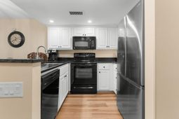 2905 Atrium Villa Drive photo 4