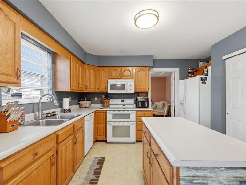 32 Barnwood Court, Florence, KY 41042 Photo 17