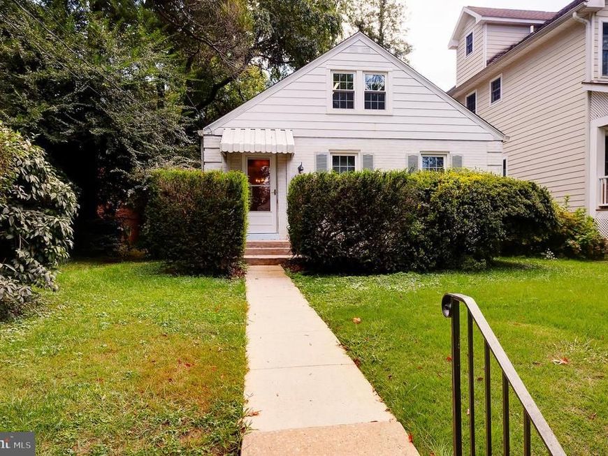 4851 Crescent Street , Bethesda, MD 20816 Main Photo