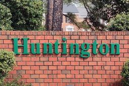 7602 Hunt Club Road photo 4