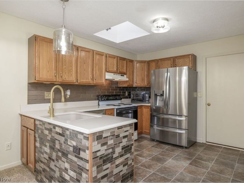 3385 Ash Lane, Cuyahoga Falls, OH 44223 Photo 8