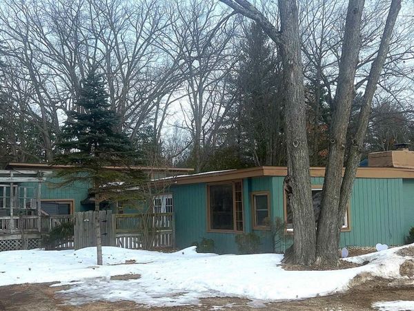 8890 US-131, S, Grawn, MI 00000