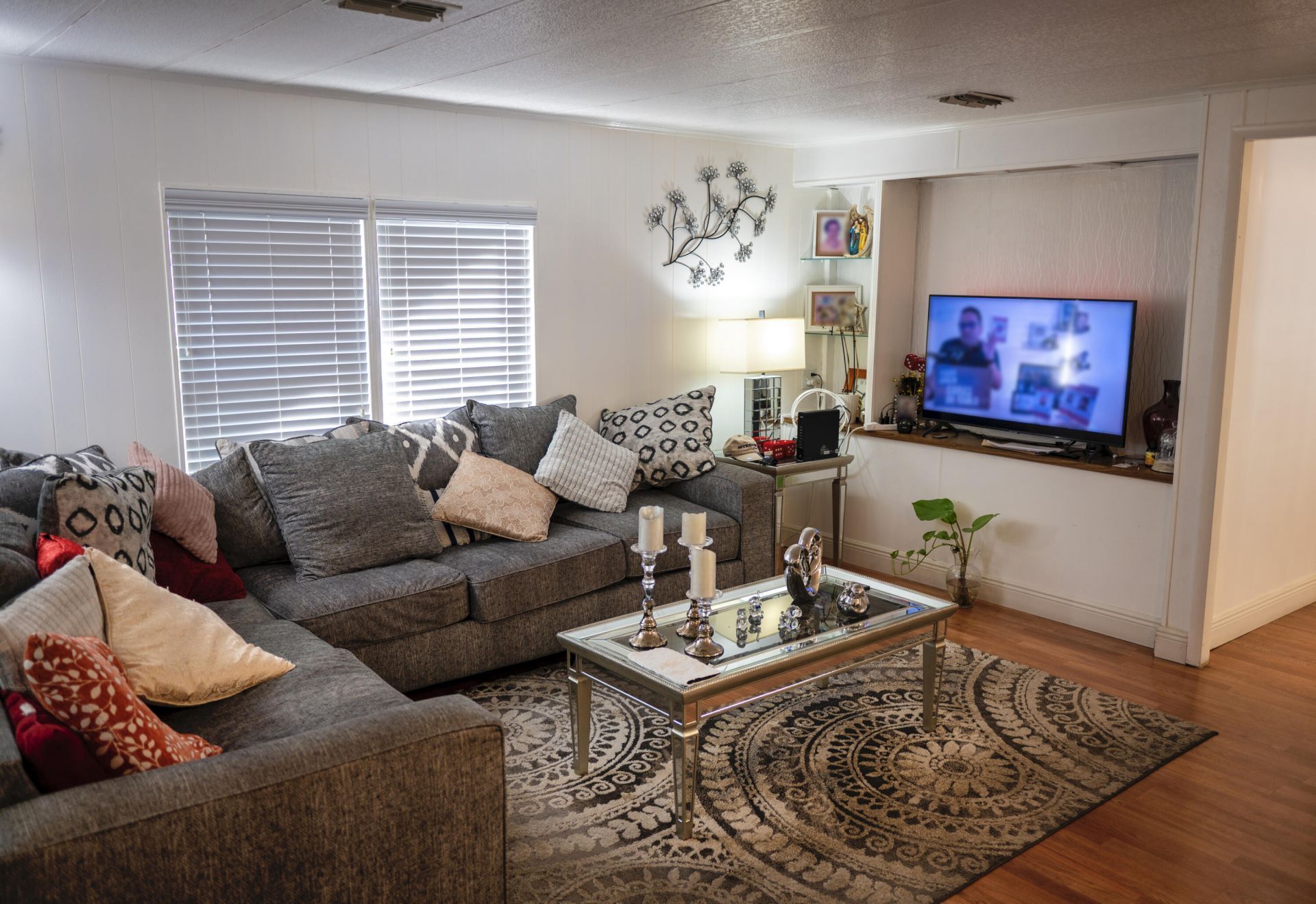 180 Shari Drive, West Palm Beach, FL 33409 Photo