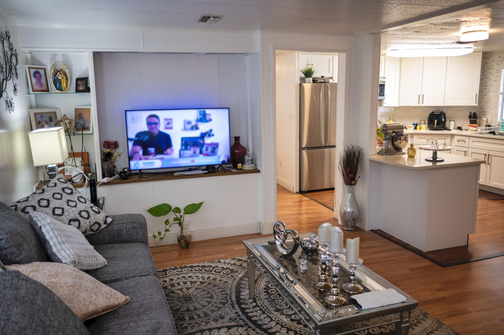 180 Shari Drive, West Palm Beach, FL 33409 Photo