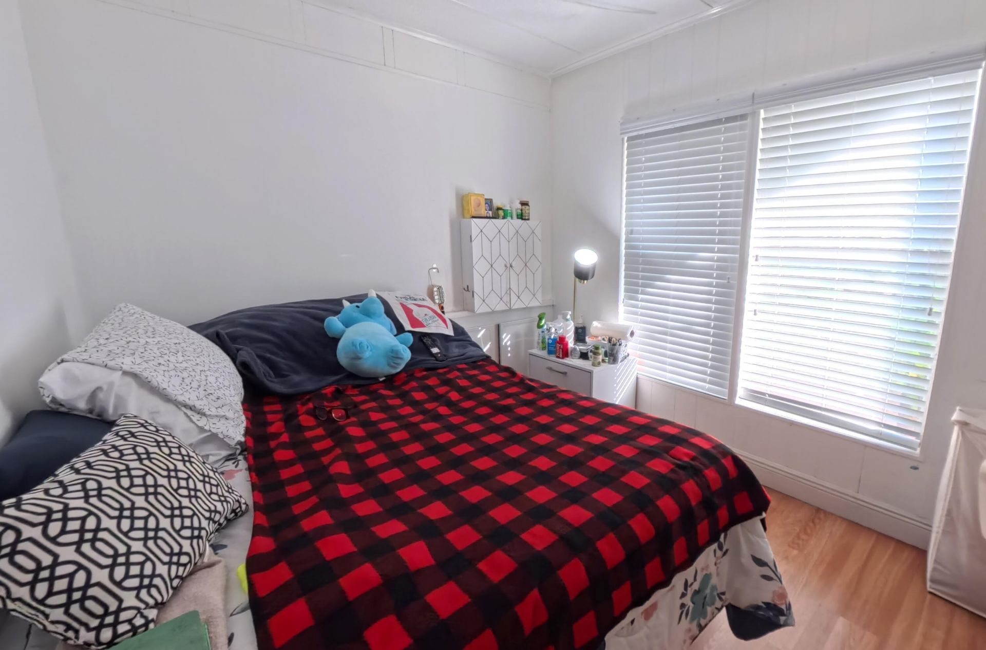 180 Shari Drive, West Palm Beach, FL 33409 Photo