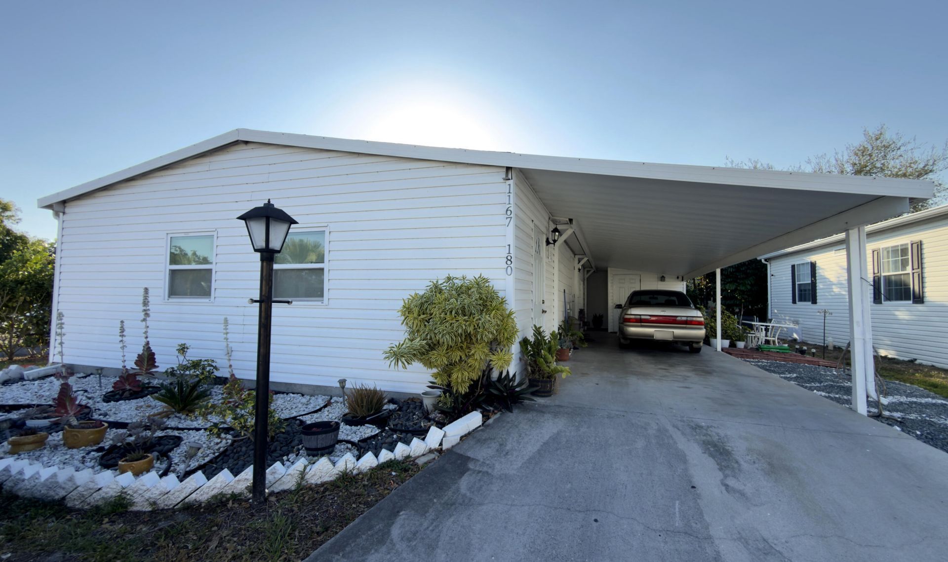 180 Shari Drive, West Palm Beach, FL 33409 Photo