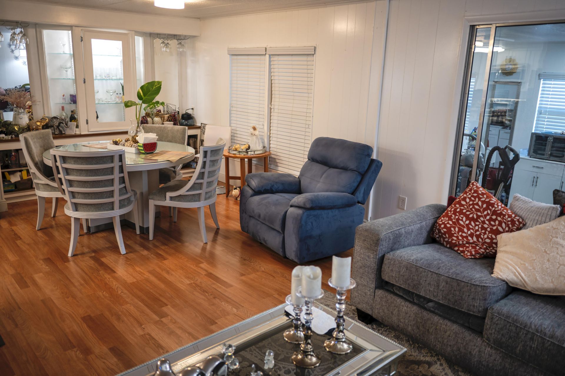 180 Shari Drive, West Palm Beach, FL 33409 Photo