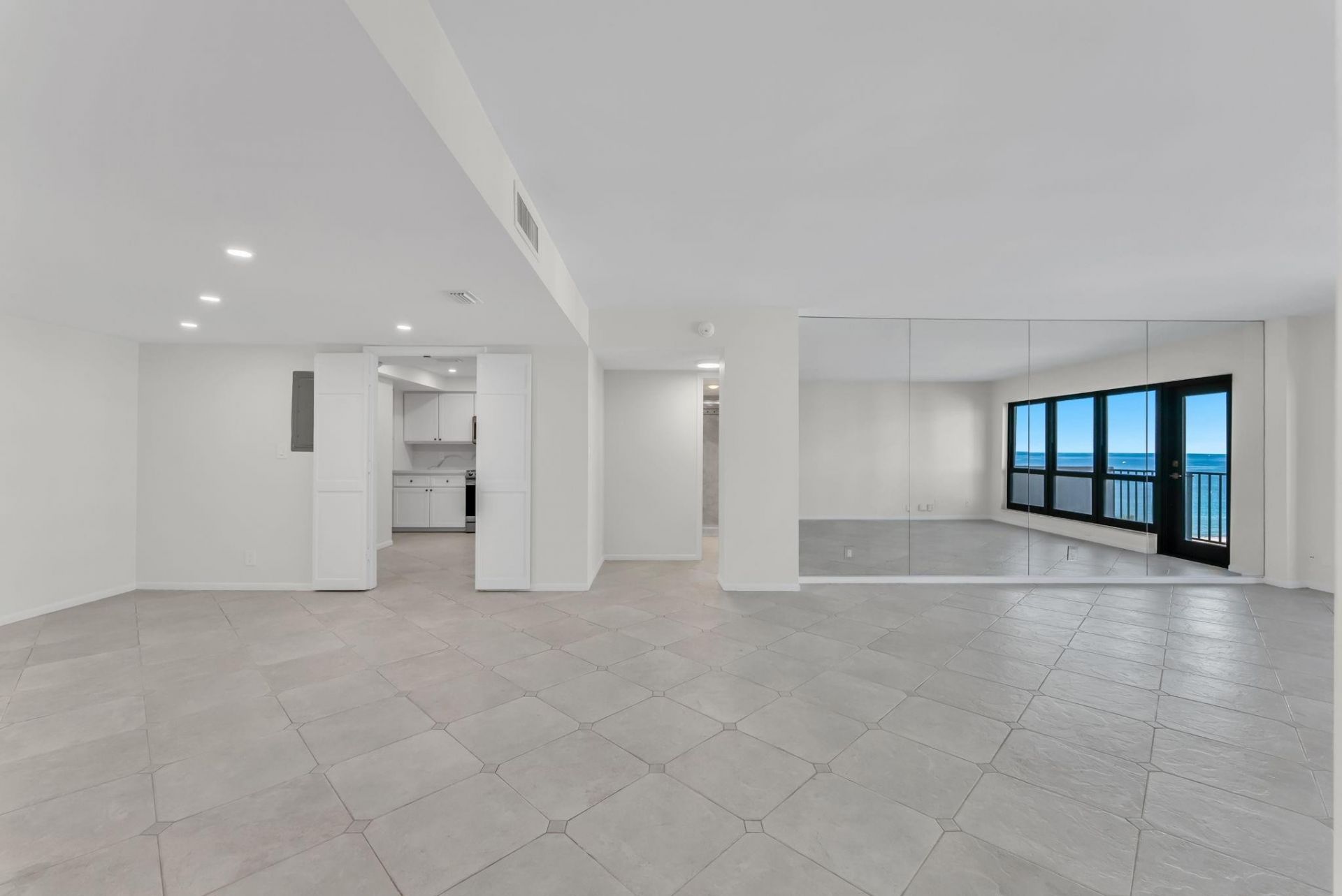 5000 N Ocean Boulevard, Unit 908, Lauderdale by the Sea, FL 33308 Photo