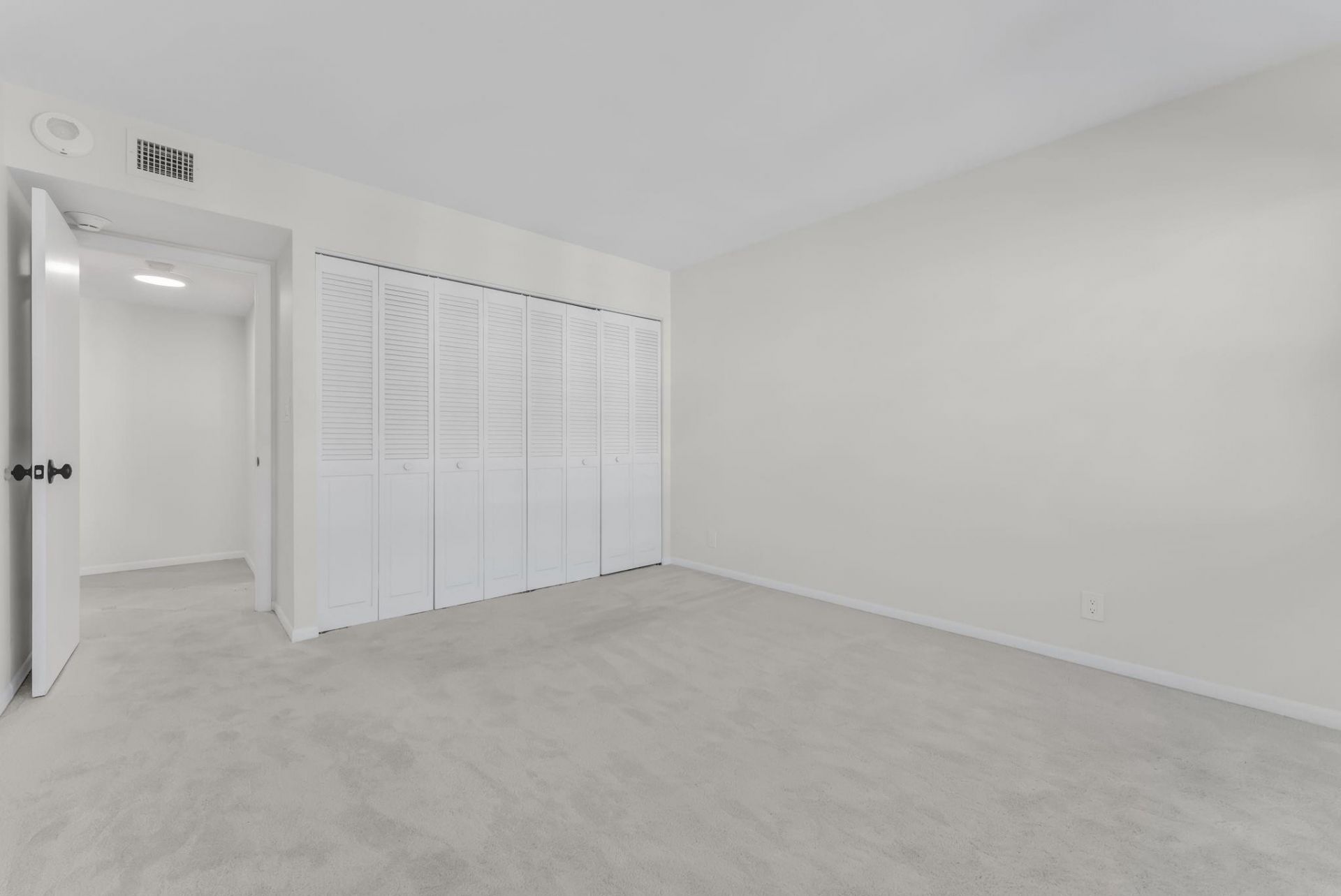 5000 N Ocean Boulevard, Unit 908, Lauderdale by the Sea, FL 33308 Photo