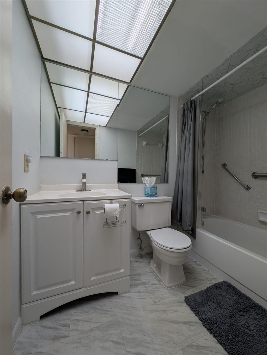 9900 Sunrise Lakes Boulevard, Unit 110, Sunrise, FL 33322 Photo