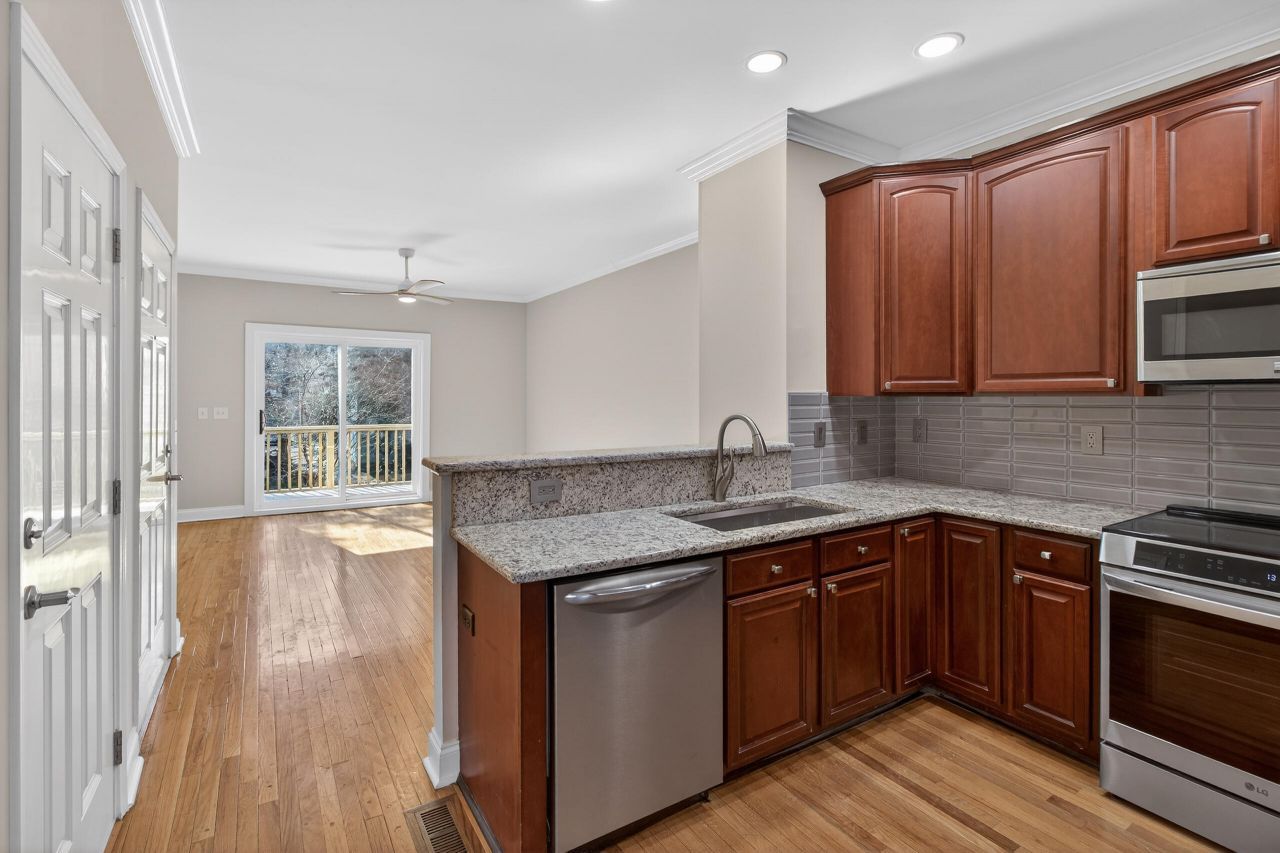 1815 Dogwood Road Photo 10