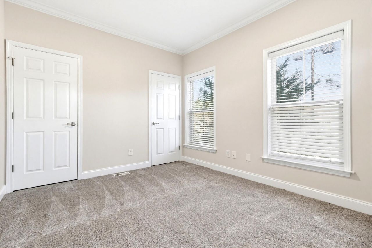 1815 Dogwood Road Photo 11