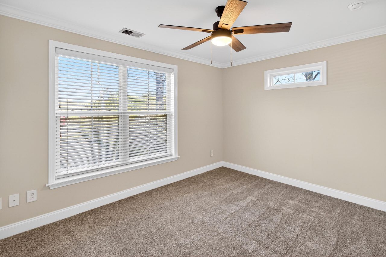 1815 Dogwood Road Photo 23