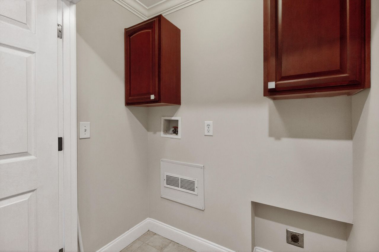 1815 Dogwood Road Photo 26