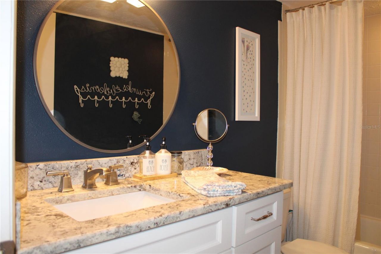 6470 Mourning Dove Drive, Unit 203, Bradenton, FL 34210 Photo