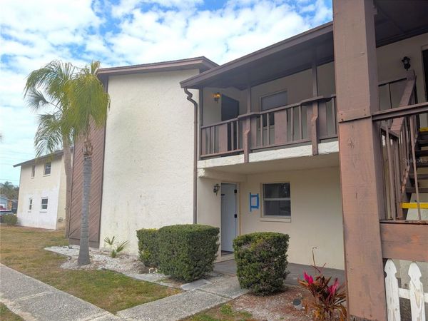 5521 BAY BOULEVARD , Unit 201, PORT RICHEY, FL 34668