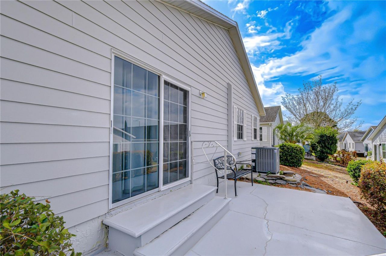 37416 Teaberry Loop, Zephyrhills, FL 33542 Photo