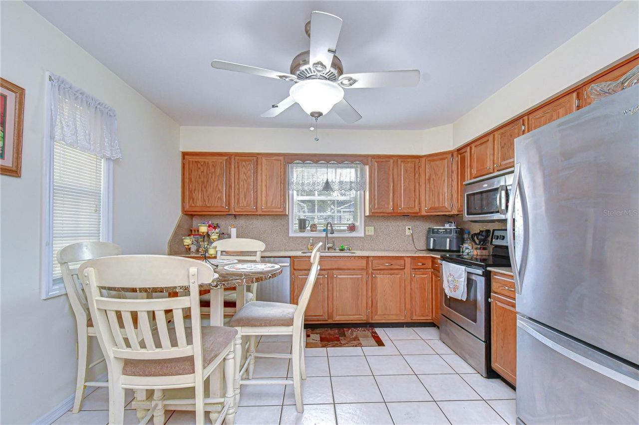 37416 Teaberry Loop, Zephyrhills, FL 33542 Photo