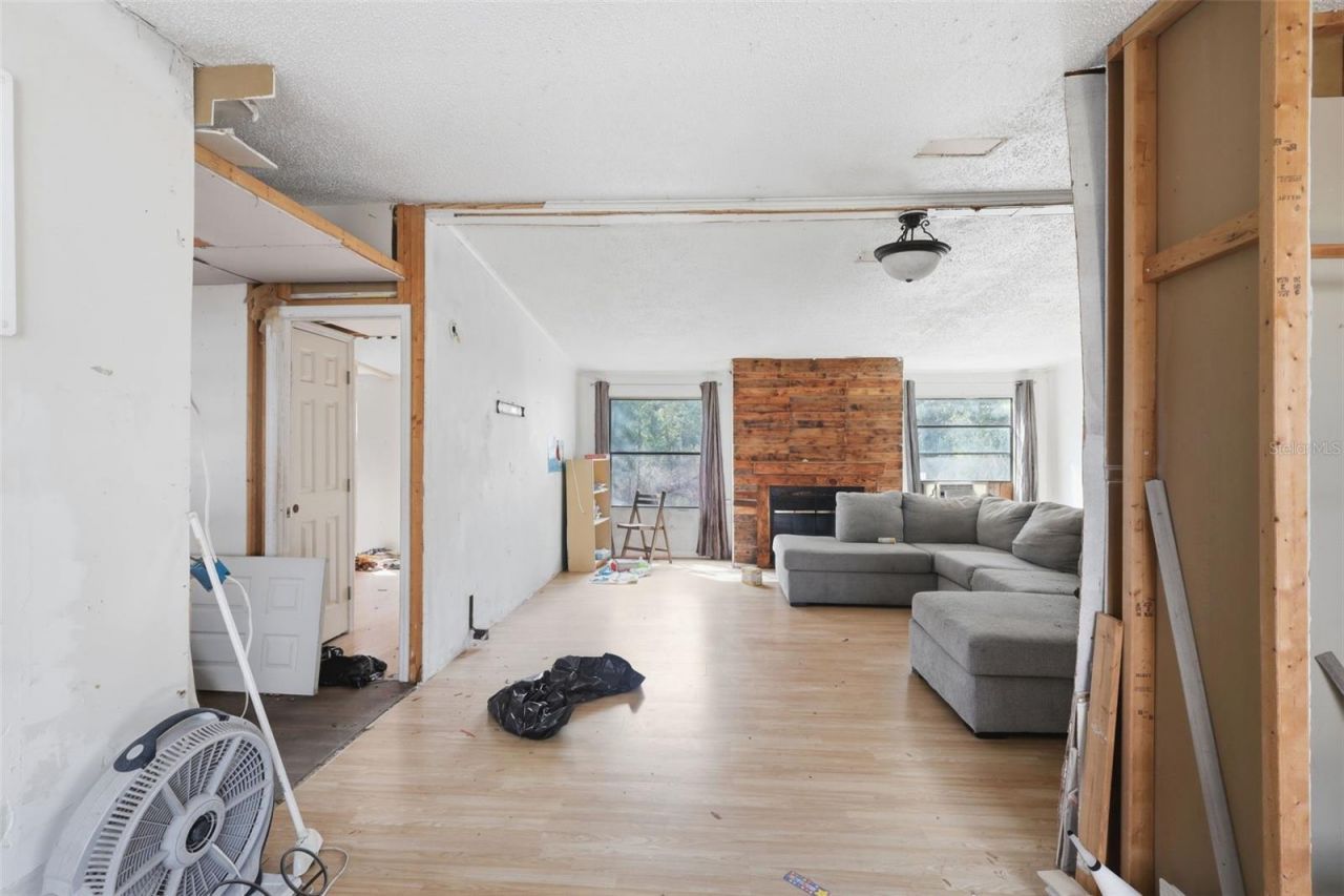 36301 Peak Street , Zephyrhills, FL 33541 Photo