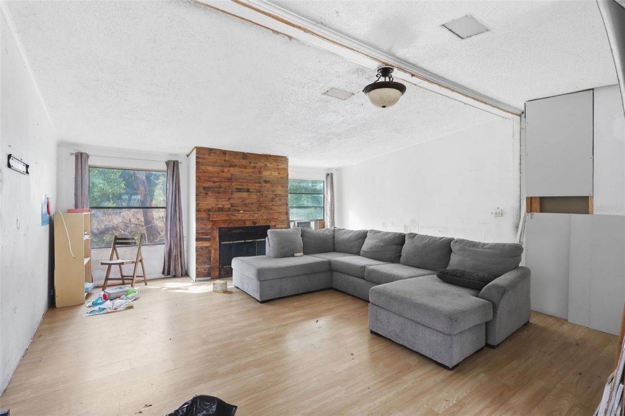 36301 Peak Street , Zephyrhills, FL 33541 Photo