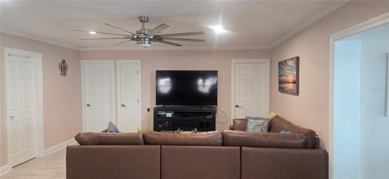 538 Crystal Drive, Madeira Beach, FL 33708 Photo