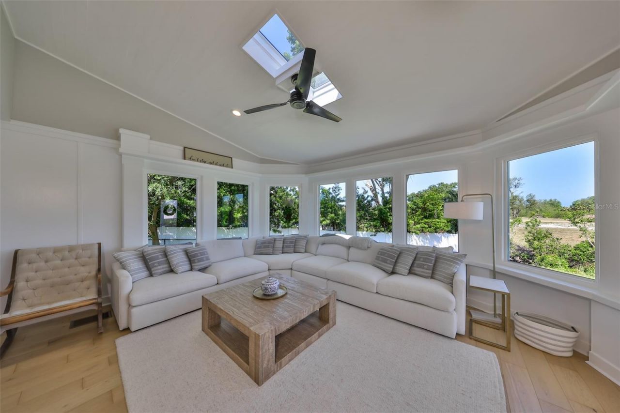 945 Bunker View Drive, Apollo Beach, FL 33572 Photo