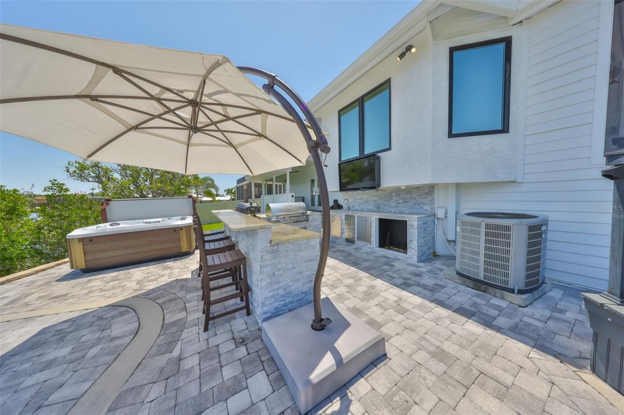 945 Bunker View Drive, Apollo Beach, FL 33572 Photo