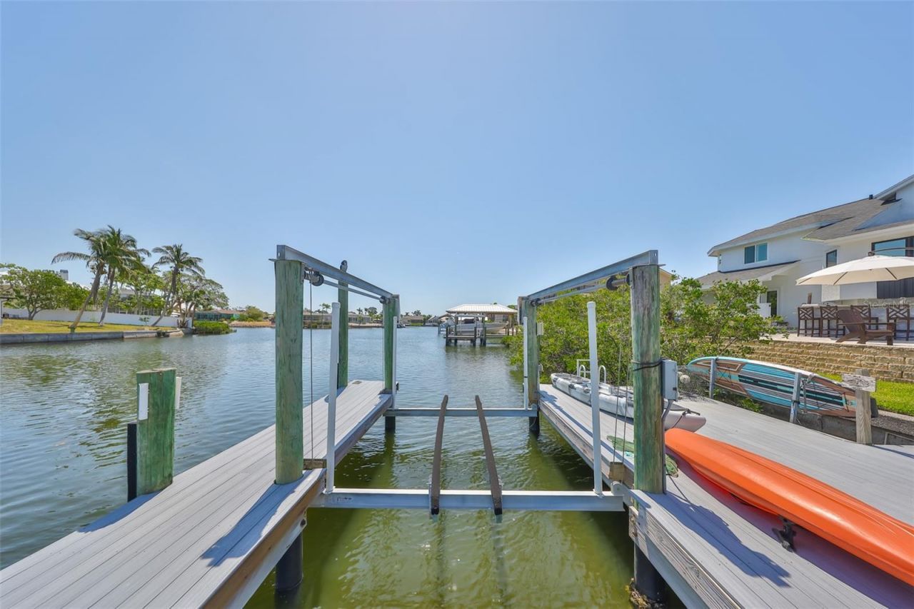 945 Bunker View Drive, Apollo Beach, FL 33572 Photo