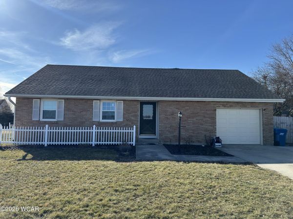 321 S Main Street, Botkins, OH 45306