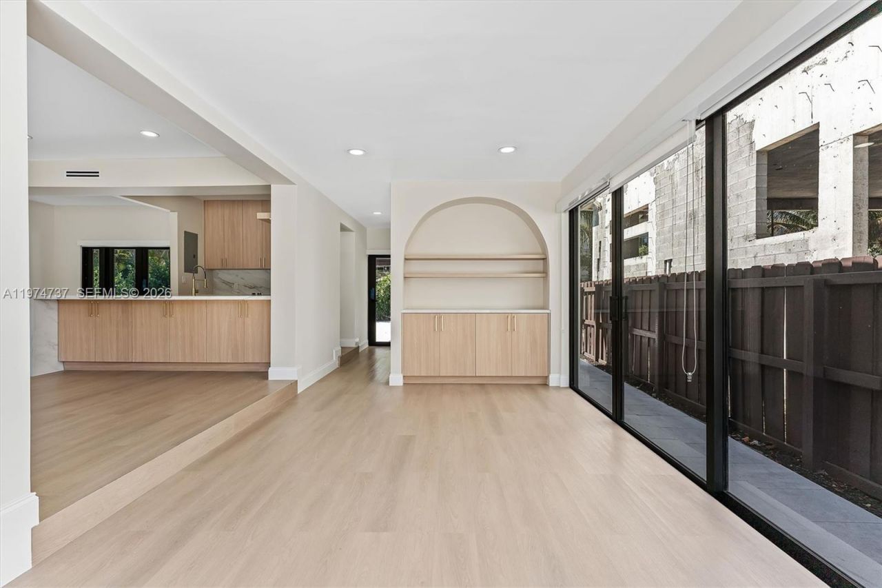 4144 Alton Rd , Miami Beach, FL 33140 Photo