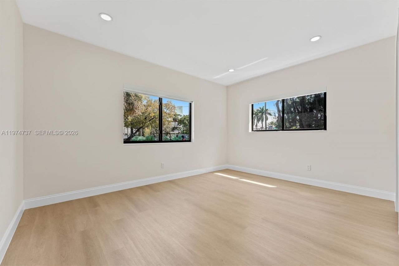 4144 Alton Rd , Miami Beach, FL 33140 Photo