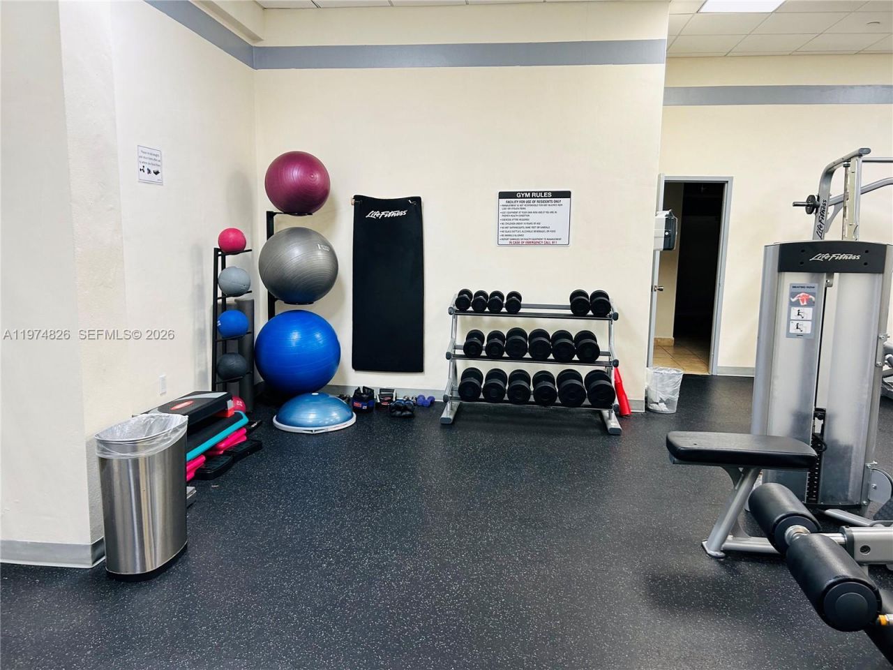 5825 Collins Ave, Unit 14A, Miami Beach, FL 33140 Photo