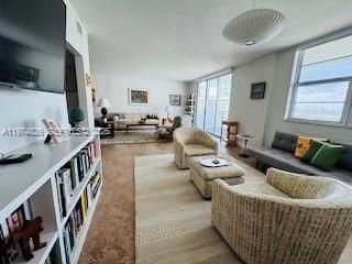 5825 Collins Ave, Unit 14A, Miami Beach, FL 33140 Photo