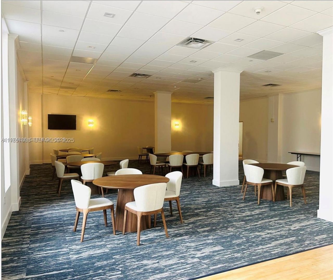 5825 Collins Ave, Unit 14A, Miami Beach, FL 33140 Photo