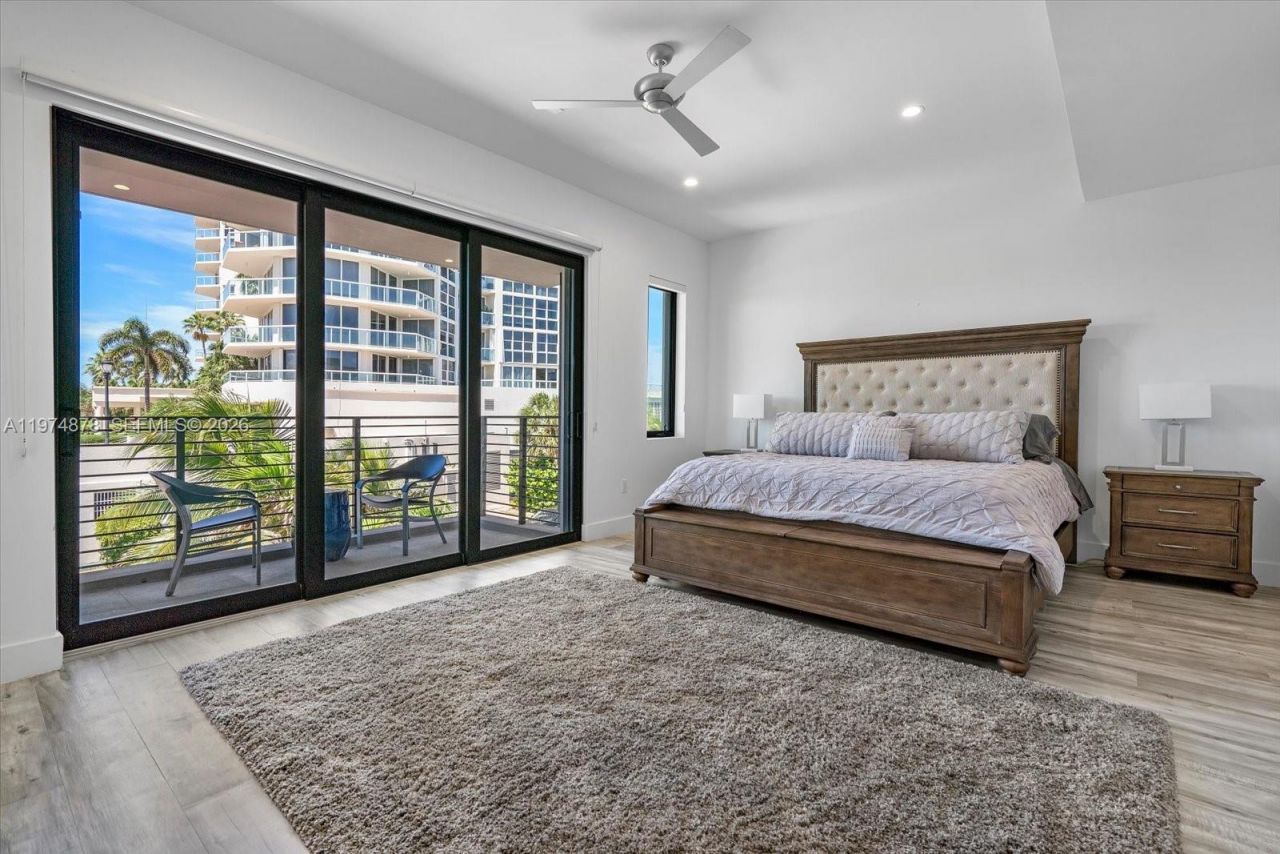 332 Balboa St , Hollywood, FL 33019 Photo