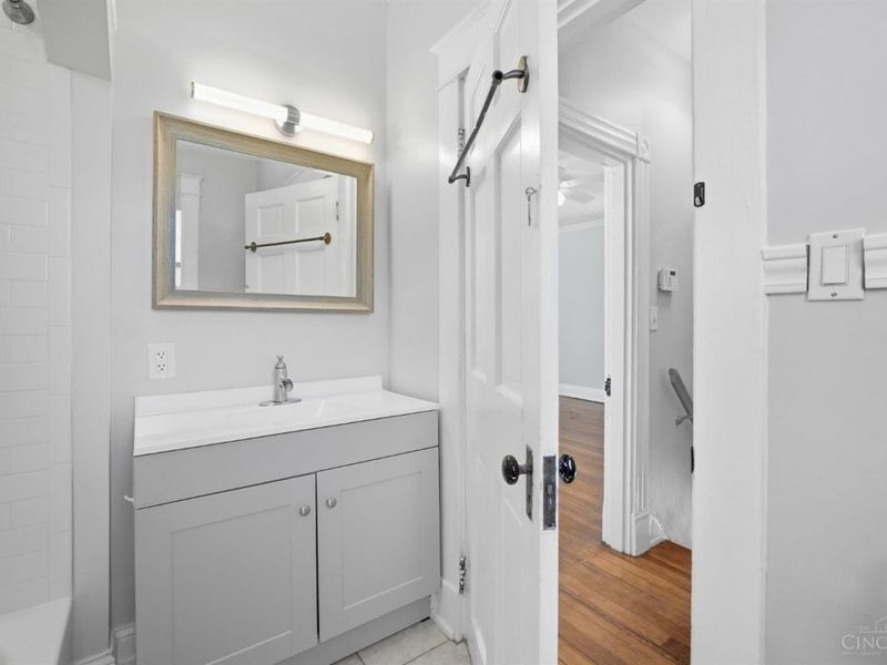 6009 Erie Avenue, Cincinnati, OH 45227 Photo 13