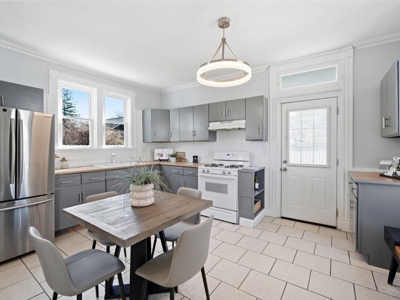 6009 Erie Avenue, Cincinnati, OH 45227 Photo 7