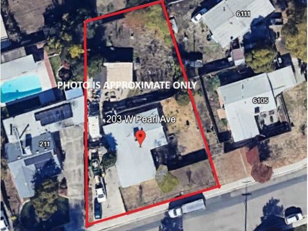203 W Pearl Avenue, Stockton, CA 95207