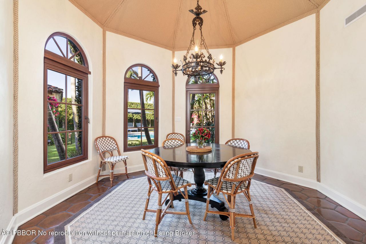 237 El Bravo Way, Palm Beach, FL 33480 Photo