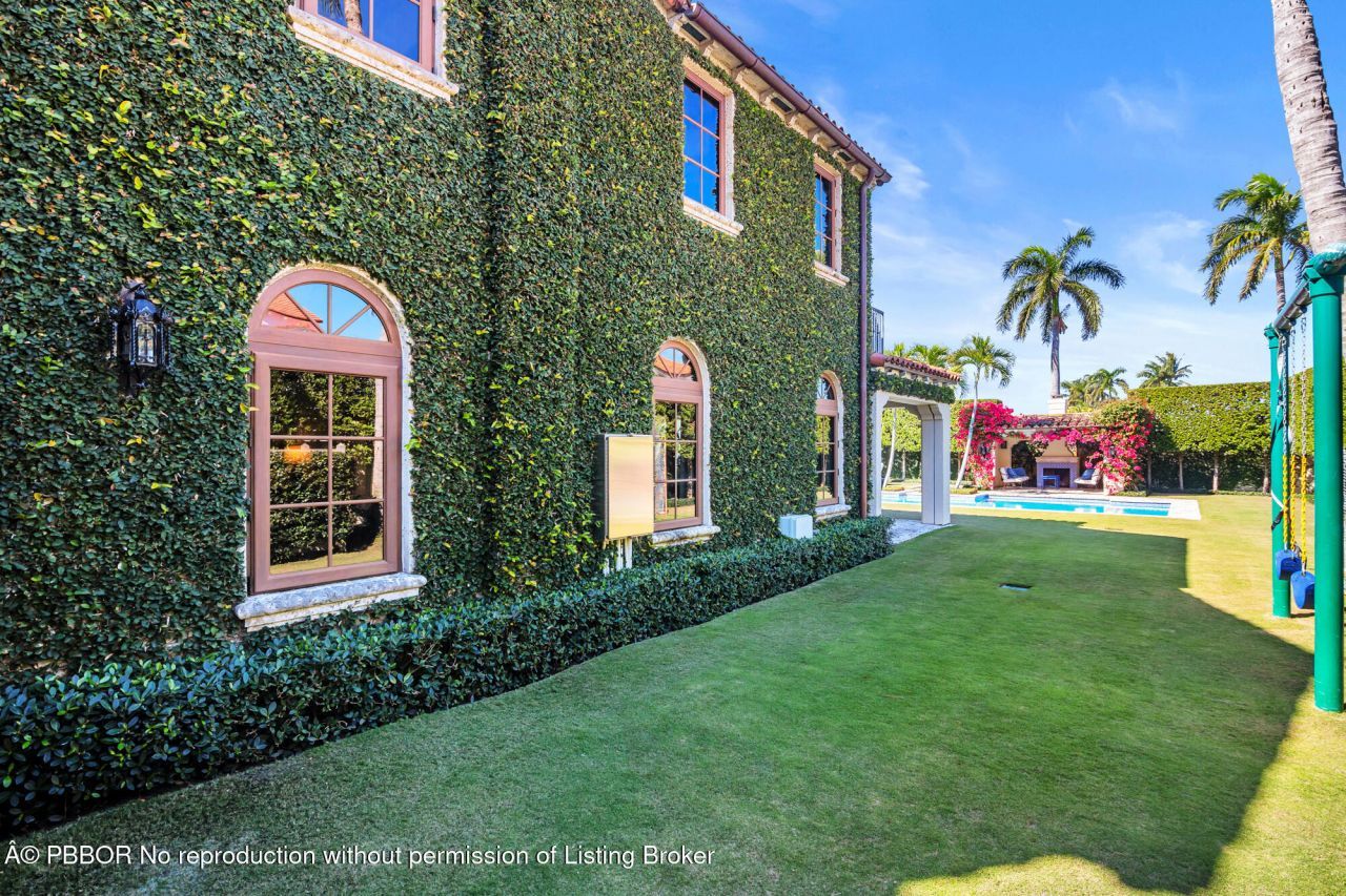 237 El Bravo Way, Palm Beach, FL 33480 Photo