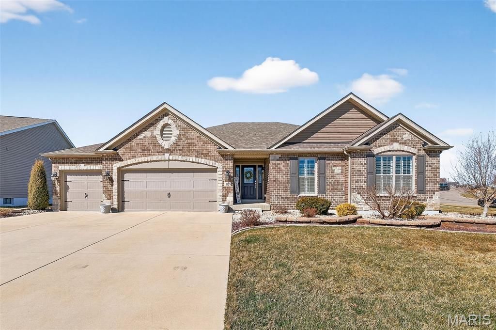 113 Far Meadow Drive, Lake Saint Louis, MO 63367 Main Photo