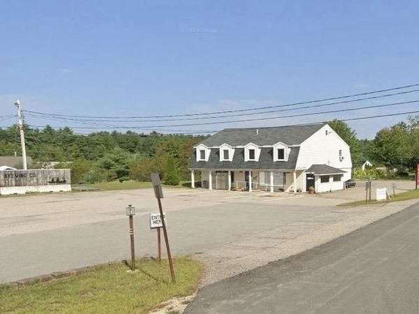 746 Calef Highway, Unit 2, Barrington, NH 03825