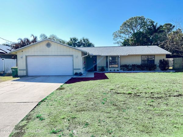 5075 Carter Street , Port Saint John, FL 32927