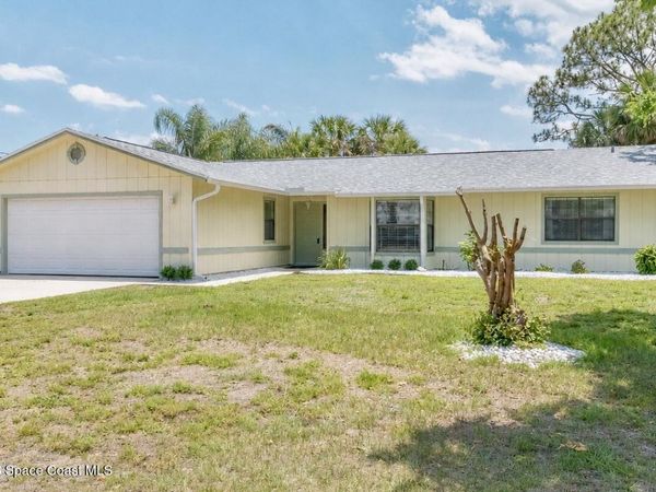 5075 Carter Street, Port Saint John, FL 32927