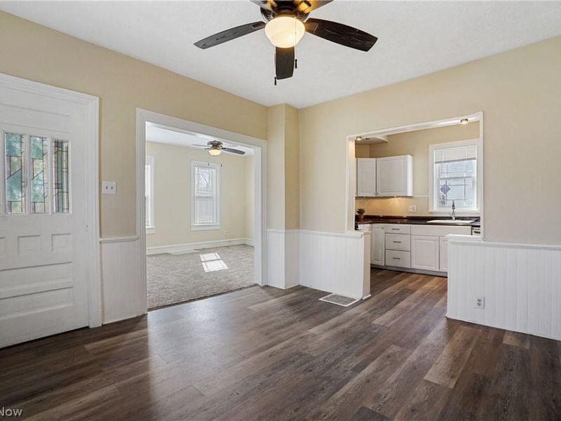 131 W Miller Avenue, Akron, OH 44301 Photo 13