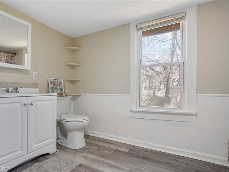 131 W Miller Avenue, Akron, OH 44301 Photo 17