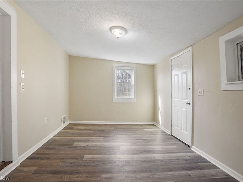 131 W Miller Avenue, Akron, OH 44301 Photo 21