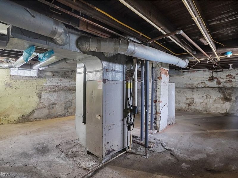 131 W Miller Avenue, Akron, OH 44301 Photo 29