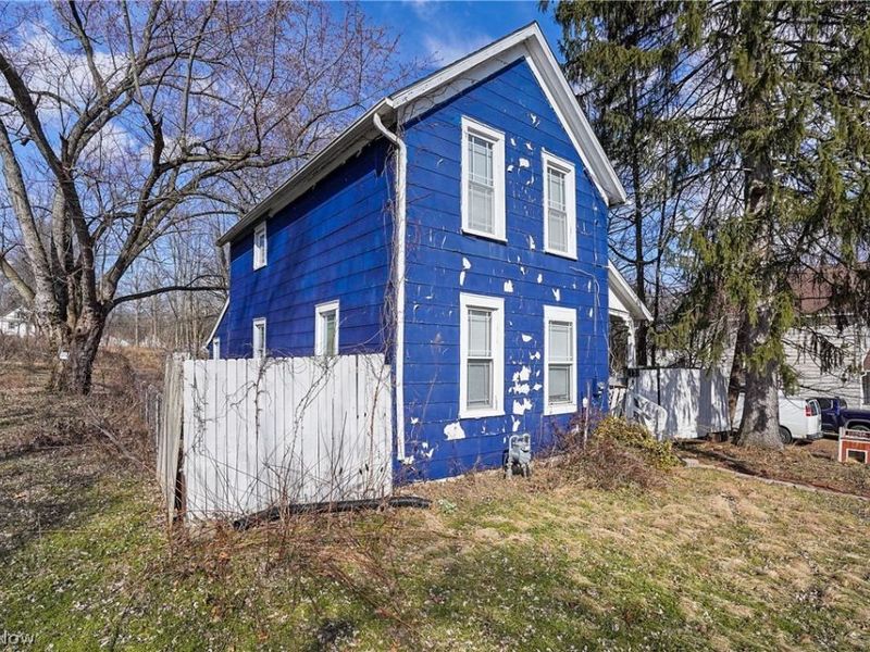 131 W Miller Avenue, Akron, OH 44301 Photo 3