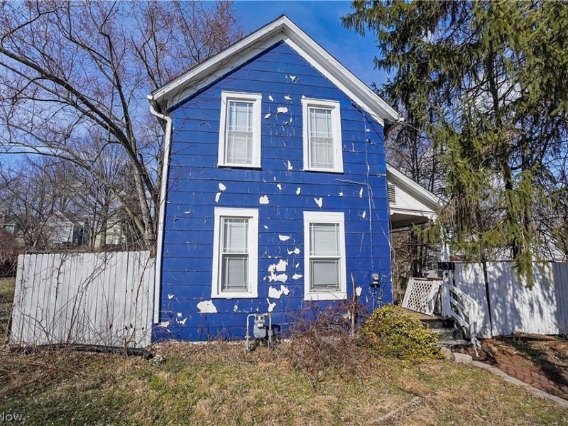 131 W Miller Avenue, Akron, OH 44301 Photo 5